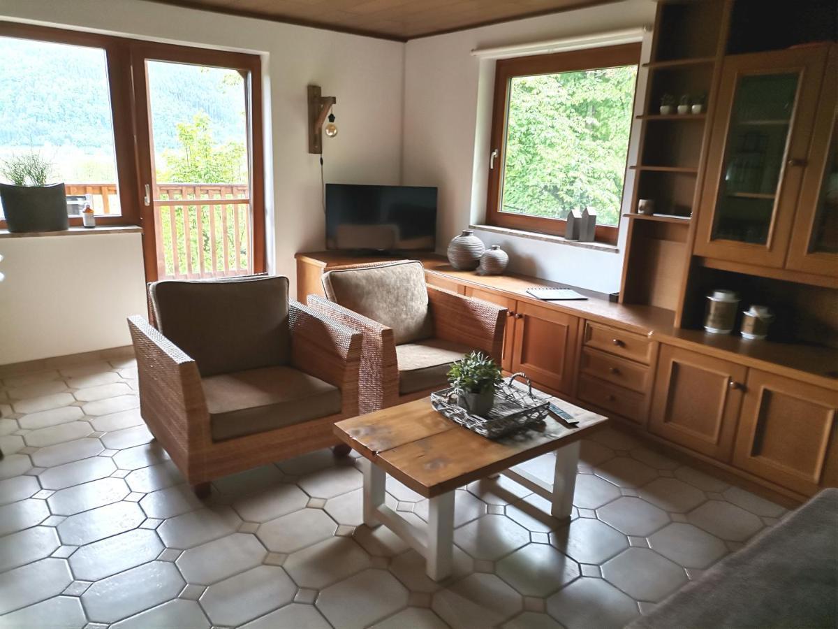 Haus Am Wald Lägenhet Steindorf am Ossiacher See Exteriör bild