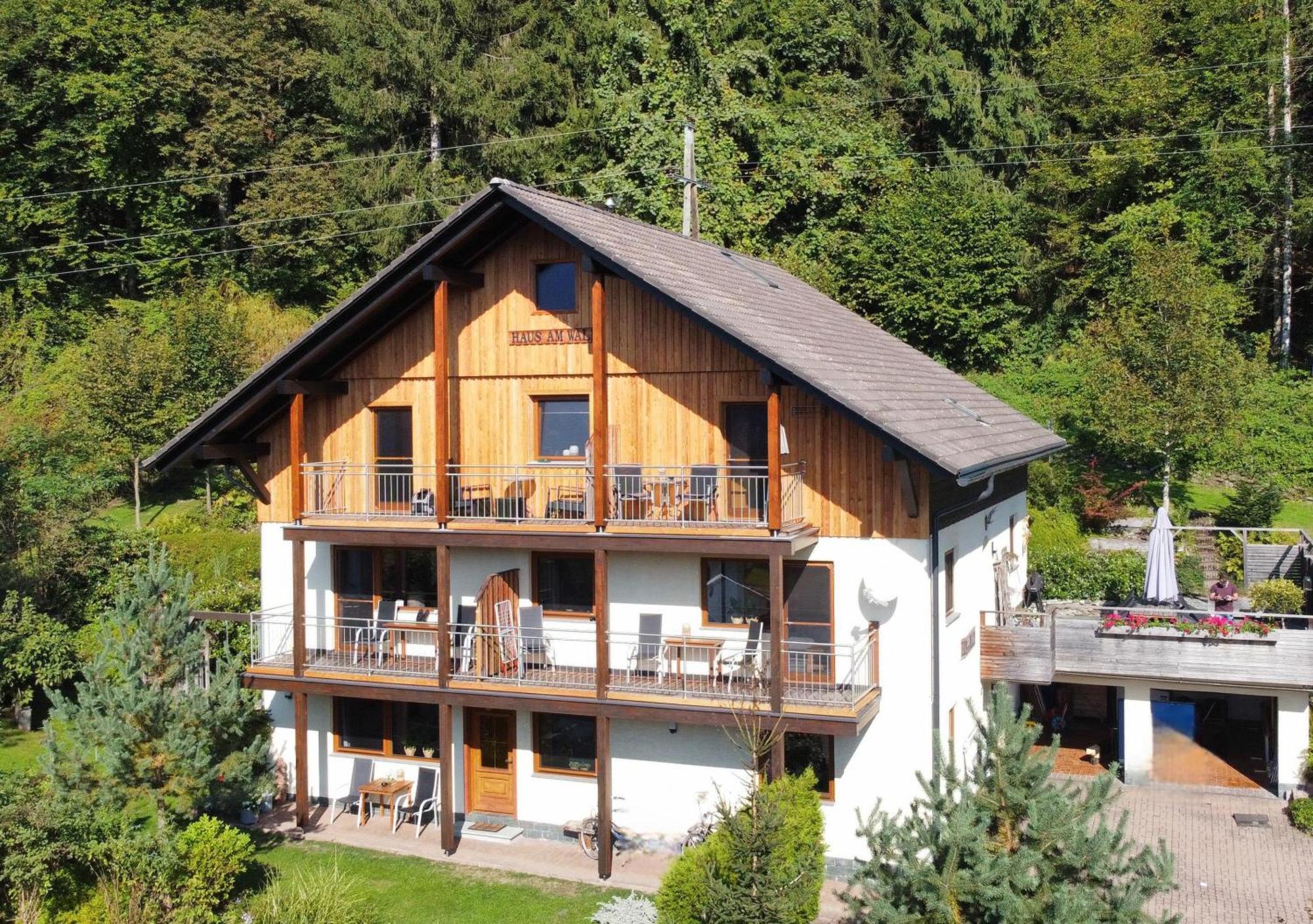 Haus Am Wald Lägenhet Steindorf am Ossiacher See Exteriör bild